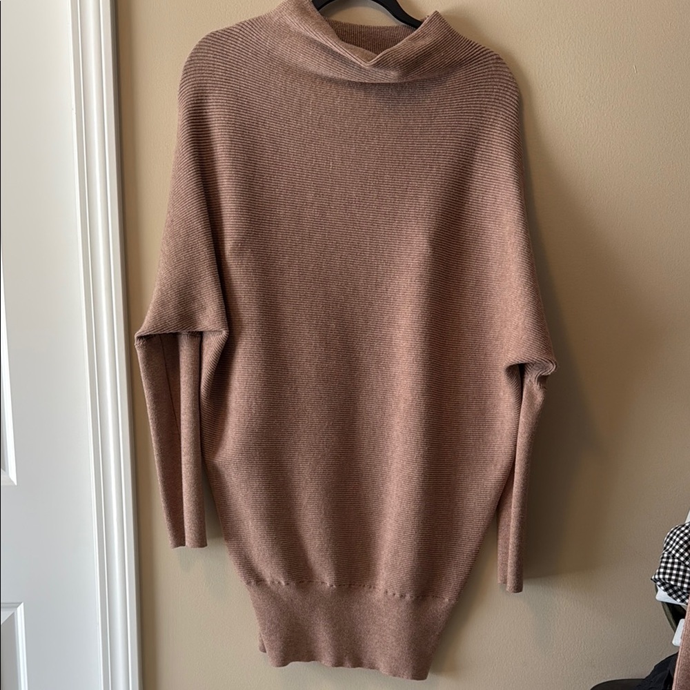 Bluivy Women's Cozy Crew Neck Sweater - Tan